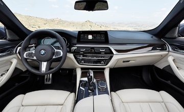 BMW 525