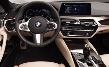 BMW 525